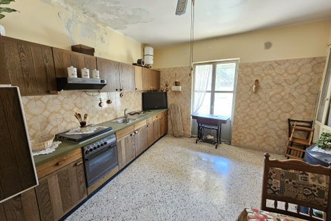 Landsbyhus i Collesano, Palermo, Collesano - € 130.000 | Ref: 10568 - foto 11